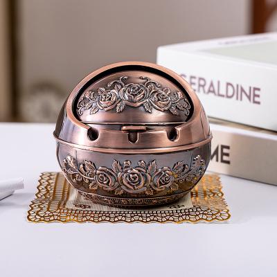 China Custom Portable Shake/Windproof/Lid Ashtray Exqusite Rose Fancy Ashtray Outdoor Ashtrays For Home for sale