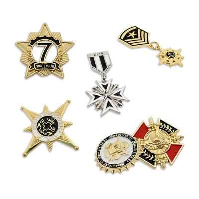 China 3D Kpop Metal Clothing Enamel Lapel Pin Badge Custom Made Designer Metal CC Brooches Women And Hat Zinc Alloy Custom Pins Bag Pins for sale