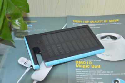 China Solar Powered Camping Power Bank For Smartphones / For Digital Camera for sale