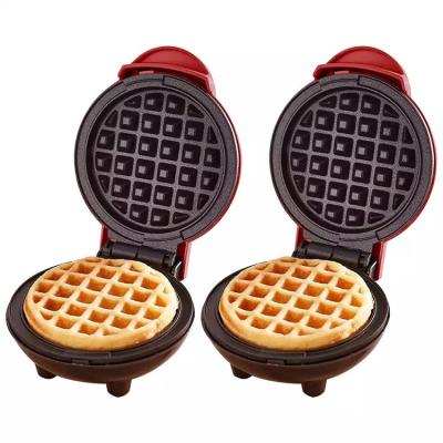 China Rope Wrap Integrated Kitchen Appliances Cooking Tools Popular Small Round Waffle Machine for sale