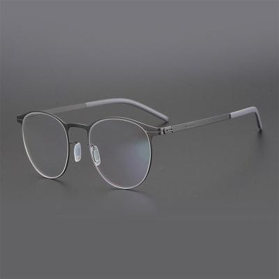 China Wholesale Simple And Elegant Optical Titanium Metal Alloy Metal Frame High Elasticity Myopia Glasses New Berlin Blue Glasses for sale