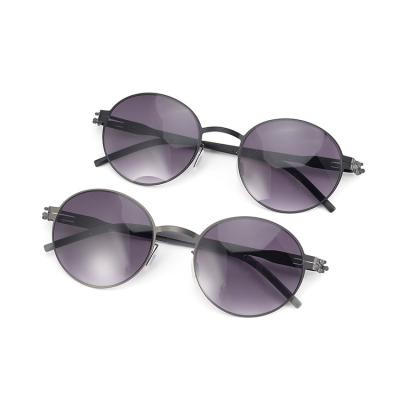 China Custom designer sunglasses stylish frame simple and elegant good price quality sunglasses for sale