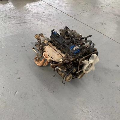 China Toyota 2RZ Used Gasoline Engine 4 Cylinders Auto Engine Parts for sale