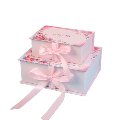 China Recyclable Wholesale Luxury Folding Gift Packaging Boxes Empty Jewelry Gift Paper Boxes Custom Logo for sale