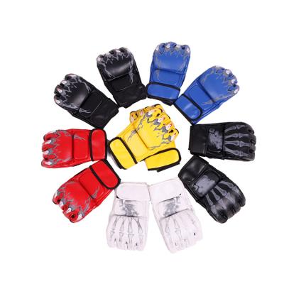 China 2021 Comfortable Custom Yohi Logo Leather Key Men Women And Fight Tackling Child Muttahida Majlis-e-Amal Empty Boxing Gloves for sale