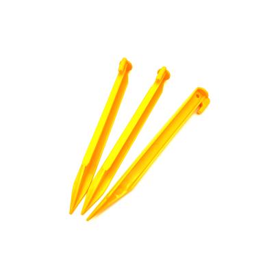 China PP Sand Stakes For Beach Sand Peg Plastic Yellow Sand Anchor For Tent Camping Lightweight for sale