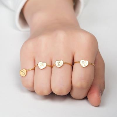 China Dropshipping Fashion Jewelry Gold Stainless Steel Heart 26 Adjustable Alphabet A-Z Letter Finger Ring Wholesale for sale