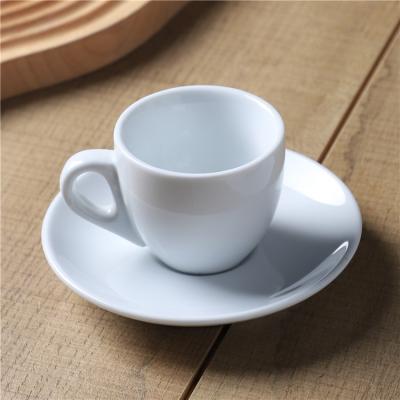 China Good quality low moq wholesale stocked white ceramic tea cup and saucer set for afternoon tea for sale