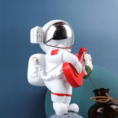 China Resin Opens Simple Modern Home Decoration Living Room Soft Decoration Opens Modern Creative Astronaut Spaceman Resin Decoration for sale