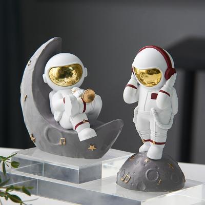 China Resin Opens Kids Room Decorations Astronaut Bedroom Desk Decorations For Friends Nordic Style Music Astronaut Creative Decorations for sale