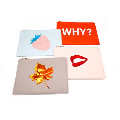 China Custom Logo Luxury Designer Handbag Envelope Fashion Zipper Pouch Makeup Leather Evening Ladies Grab Bags for sale