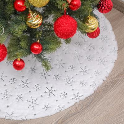 China 2020 Hotsale Amazone Christmas Tree Decoration Christamas New White Christmas Tree Skirt for sale