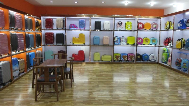 Verified China supplier - Baoding Baigou Tianshangxing Bag Leather Goods Co., Ltd.