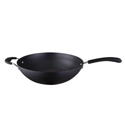 China Sustainable Factory Competitive Price 34cm Iron Everyday Non Stick Wok Pan With Stay-cool Bakelite Handle for sale