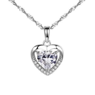 China Elegant 925 Sterling Silver Inlay Zircon Heart Pendant Fashion Love Pendant Elegant Wedding Gift Charm Necklace Platinum Plated For Women for sale