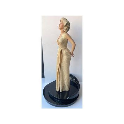 China Europe 3D Custom Resin Crafts Famous Female Marilyn Monroe Home Decor Polyresin Statues for sale