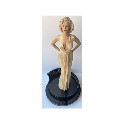 China Life Size Fiberglass Marilyn Monroe Famous Figure Statue Resin Movie Star Europe Statue for sale