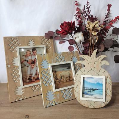 China AHOME 4x4 5x5 6x8 Wooden Photo Frames Pineapple Pineapple Design Decoration Table Hawaii Summer Fashion Holiday Memory for sale