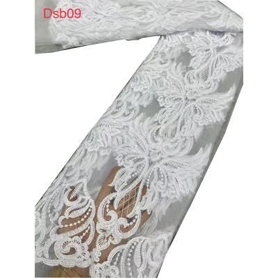 中国 Newest Viable Sparkly Sparkly Wedding Dress Sequins Lace Fabric 135cm Bridal Lace 販売のため