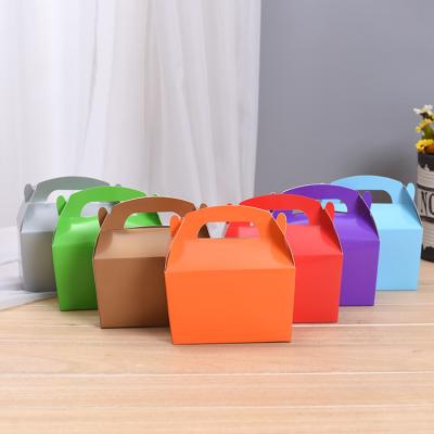 China Handmade Fast Delivery Factory Cheap Packaging Portable Mini Custom Paper Cake Boxes With Handle for sale