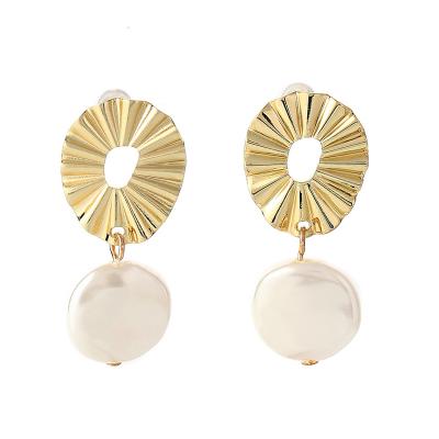 China FASHIONABLE Tasty Long Drop Ear Studs Natural Pearl Earring Circle Freshwater Ear Stud For Women Freshwater Pearl for sale