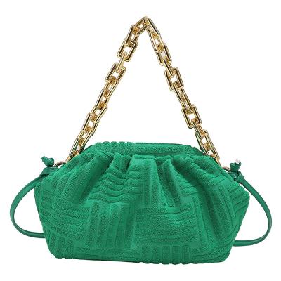 China Fashion High Quality Embossed Cross - Thick Cloud Clutch Women Fold Chain Body Handbag Wedding Pleated Purse for sale