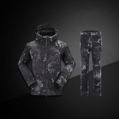 China Military Uniform Waterproof Breathable Fleece Anti-Static Camouflage Softshell Suit Combat Training Army Jacket and Pants for sale