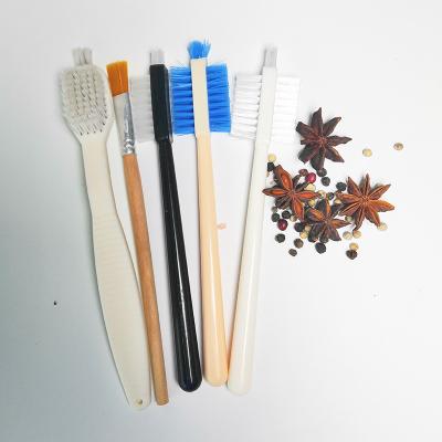 China Low Moq Sustainable Food Grade Plastic Brush For Kitchen Tools for sale