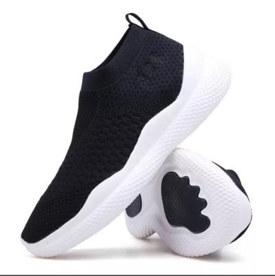 China 2021 Men's Products Anti-skid Tending Mesh Casual Running Sneakers Custom Breathable Products For Men for sale