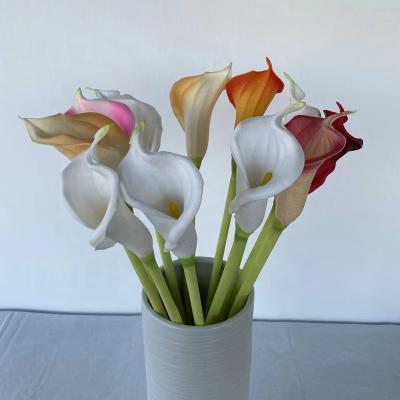 China Soft adhesive artificial single headed Zantedeschia commonly used for home decoration, weddings, outdoor and other purposes for sale