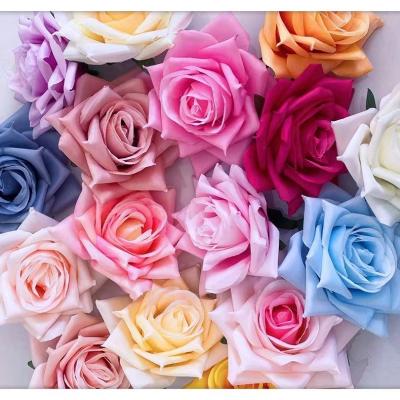 China Silk+Plastics Rose Horn Rose Head Artificial Silk and Plastic Production for Simulated Home Decoration and Other Occasions for sale