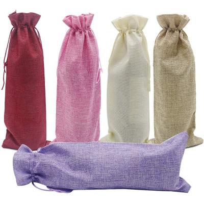 China 2021 Custom Durable Jute Wine Bags Hessian Wine Bottle Gift Bags With Drawstring for sale