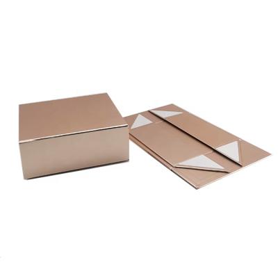 China 2021 Recyclable Luxury Golden Cardboard Gift Paper Packaging Box With Magnetic Closure Wedding Gift Box for sale