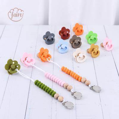 China Custom Design Free Dummy Newborn Natural Rubber Holder Pacifier BPA Baby Boy Cool Pacifier For Baby Infant for sale