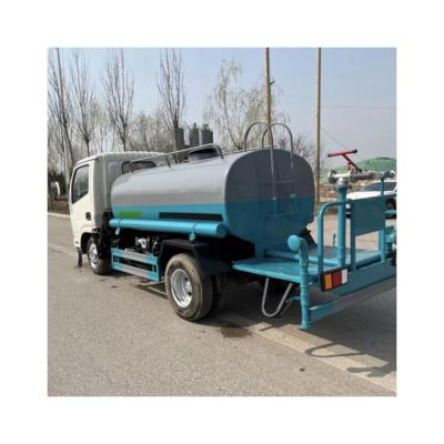 China Water Sprinkling Low Energy Consumption Water Truck Big Sprinkler for sale