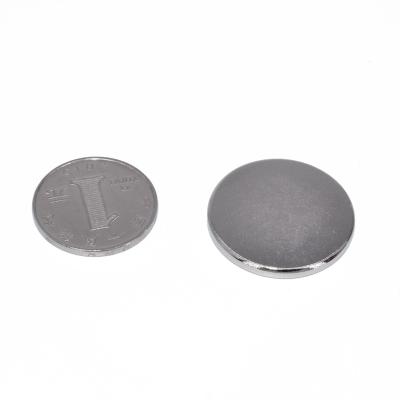 China Free Samples N35 N38 N40 N42 N45 N50 N52 Disc Magnet Neodymium Industrial Normal Grade Super Strong Round Magnet Custom Size for sale