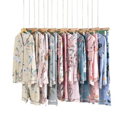 China Chinese hot selling QUICK DRY pajamas loose comfortable soft print sleeved pajama set breathable and quick dry long women's pajamas for sale