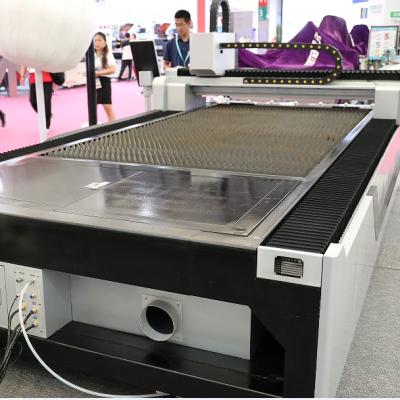 China Laser CUTTING CNC Fiber Laser Cutting Machine for sale