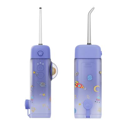 China Outdoor Rechargeable Dental Water Flosser IPX7 Waterproof Portable Travel Oral Irrigator For Kids for sale