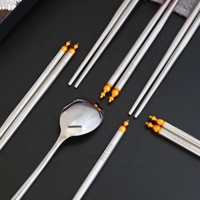 China Sustainable 304 Stainless Steel Engrave Logo Chopsticks Handy Tableware Gift Box for sale