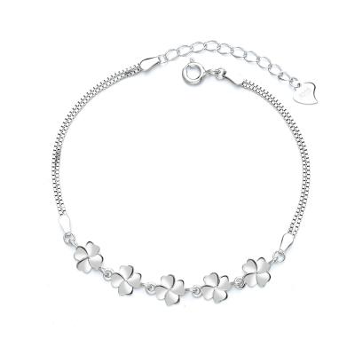 China Long Color Keeping S925 Sterling Silver Simple Fashion Four Leaf Clover Lucky Bracelet for sale