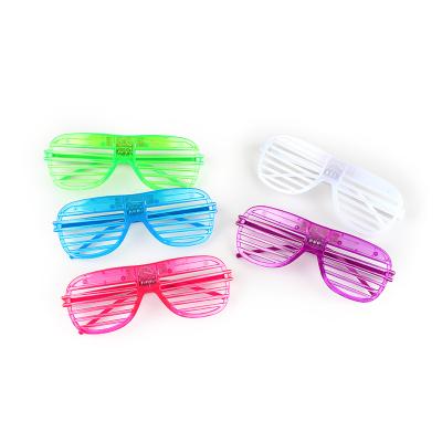 China Plastic part of the tile to light up plastic wholesale glasses for sale