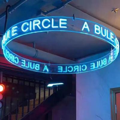 China Decoração de casa Rich Colors LED Ring Neon Sign Light com letras de neon personalizadas montadas na parede à venda