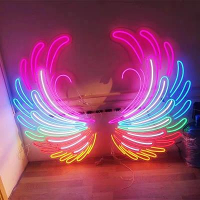 China Big Angel Wings Neon Sign Opvallend Feest Decoratie met Marquee Letters Te koop