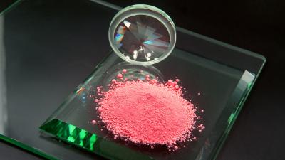 China El cerio basó el polvo de pulido de cristal OBM del color rojo del óxido del cerio del polvo en venta