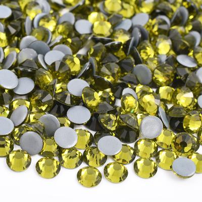 China Wholesale SS6 SS10 SS16 SS30 Flatback Olivine Color Iron On Round Crystals Hotfix Glass Rhinestone For DIY Dress for sale