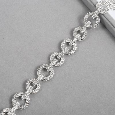 China Fashion Flatback 1 Yard Sewing Crystal Stone Applique Rhinestone Glass Trim Ribbon Flatback Rhinestone Chain For Clothes for sale