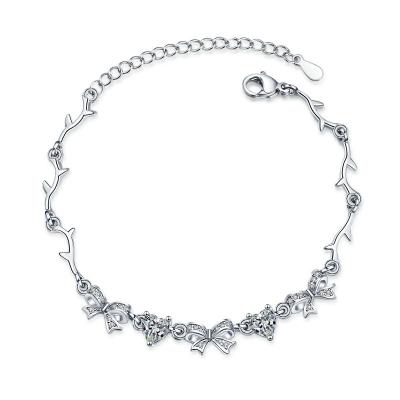 China Cute Natural Diamonds Women Bracelet Bow With Adjustable Diamond Bracelet for sale