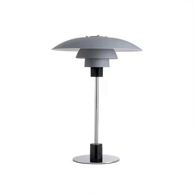 China Nordic simple modern retro table lamp eye protection reading table lamp for sale