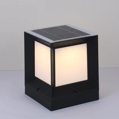 China Waterproof Patio Pathway Lawn Bollard Light Outdoor Solar Powered Solar Powered Villa Column Post Led Lamp for sale